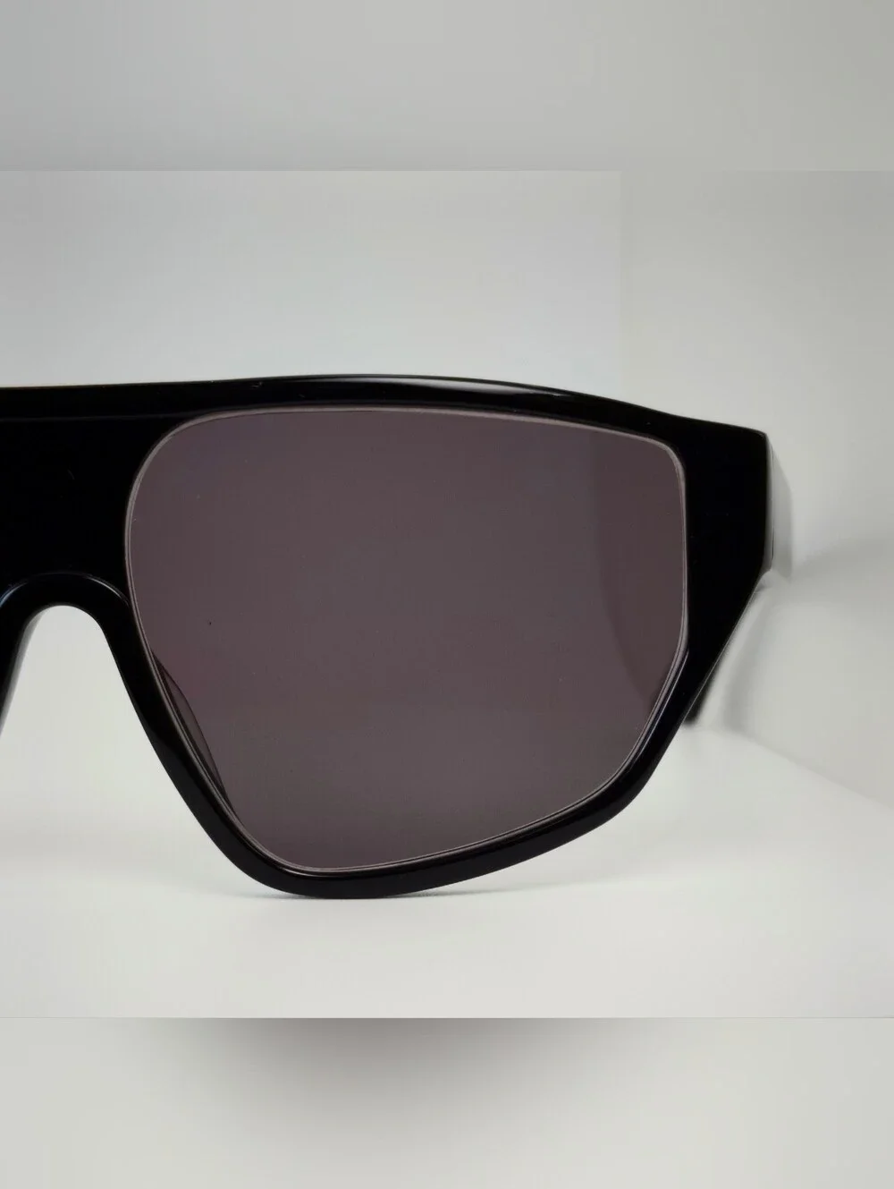 Bruno. Large All Gloss Black Shield Sunglasses. Good Sun Protection.